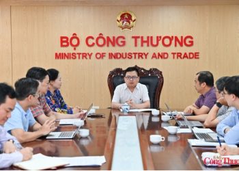 Bộ Công Thương đẩy mạnh tuyên truyền sử dụng năng lượng tiết kiệm và hiệu quả