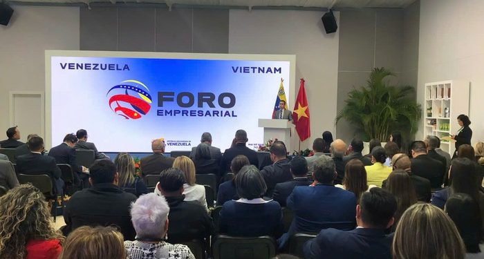 Thứ trưởng Nguyễn Hoàng Long dự Diễn đàn Doanh nghiệp Việt Nam – Venezuela