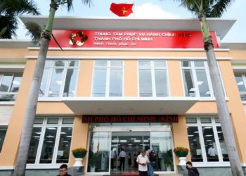 Tổ chức làm việc sáng thứ Bảy hàng tuần để tiếp nhận, giải quyết và trả kết quả thủ tục hành chính trên địa bàn Thành phố Hồ Chí Minh