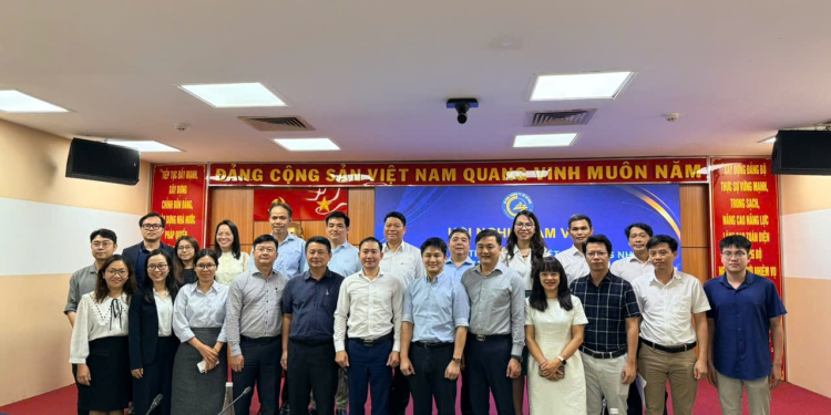SỞ CÔNG THƯƠNG THÀNH PHỐ HỒ CHÍ MINH TỔ CHỨC HỘI NGHỊ THAM VẤN LẤY Ý KIẾN VỀ DỰ THẢO NGHỊ QUYẾT CỦA HỘI ĐỒNG NHÂN DÂN THÀNH PHỐ QUY ĐỊNH VỀ KHU THƯƠNG MẠI TỰ DO, KHU LOGISTICS TÍCH HỢP TRÊN ĐỊA BÀN THÀNH PHỐ HỒ CHÍ MINH ĐỂ TRIỂN KHAI LUẬT PHÁT TRIỂN ĐÔ THỊ