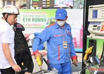 Chính phủ ban hành Nghị quyết về việc kéo dài thời hạn áp dụng ưu đãi thuế xăng dầu đến hết năm 2026